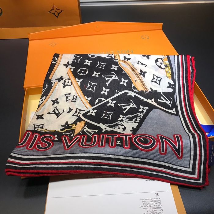 Louis Vuitton Scarf LV00124